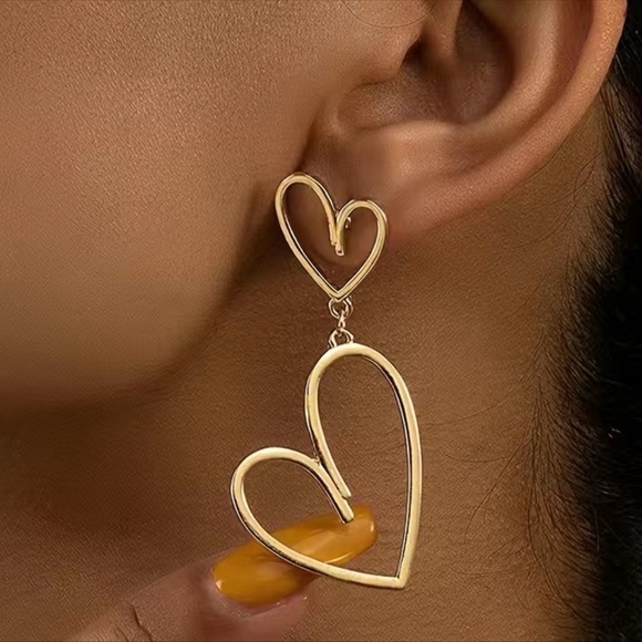 Gold Heart Double Love Earrings Dangle Drop Cutout Hearts Nwt - Picture 2 of 6